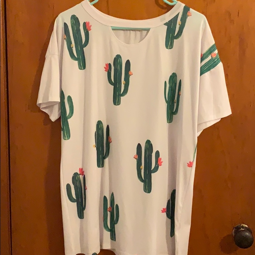Cactus Print Tee